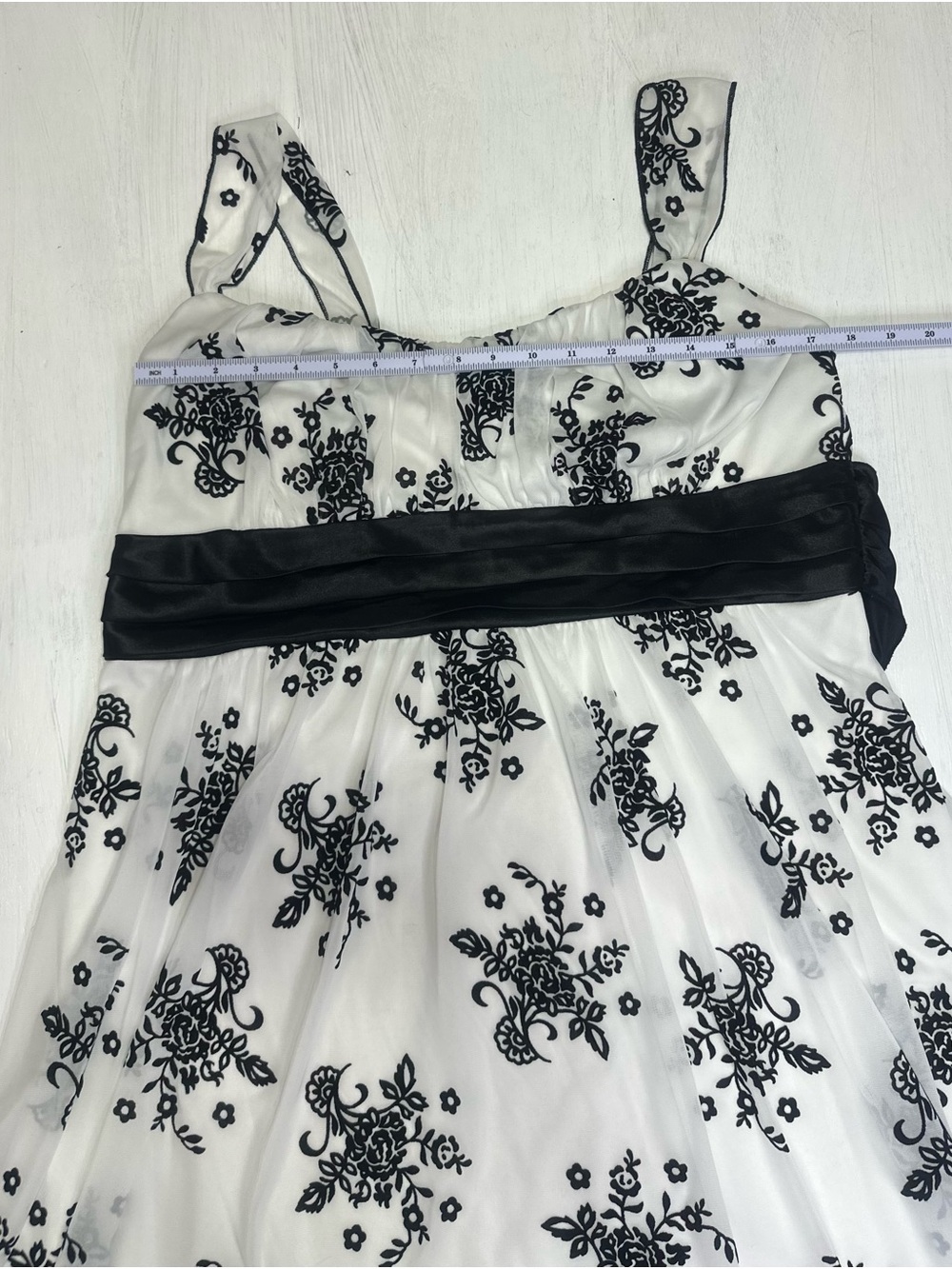 Trixxi 2X Black White Floral Flocked Dress Empire Waist Sleeveless Cocktail Plus - Picture 5 of 12